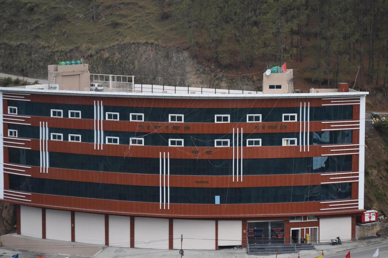 Jai Maa Bhagwati Hotel Pithoragarh Ngoại thất bức ảnh