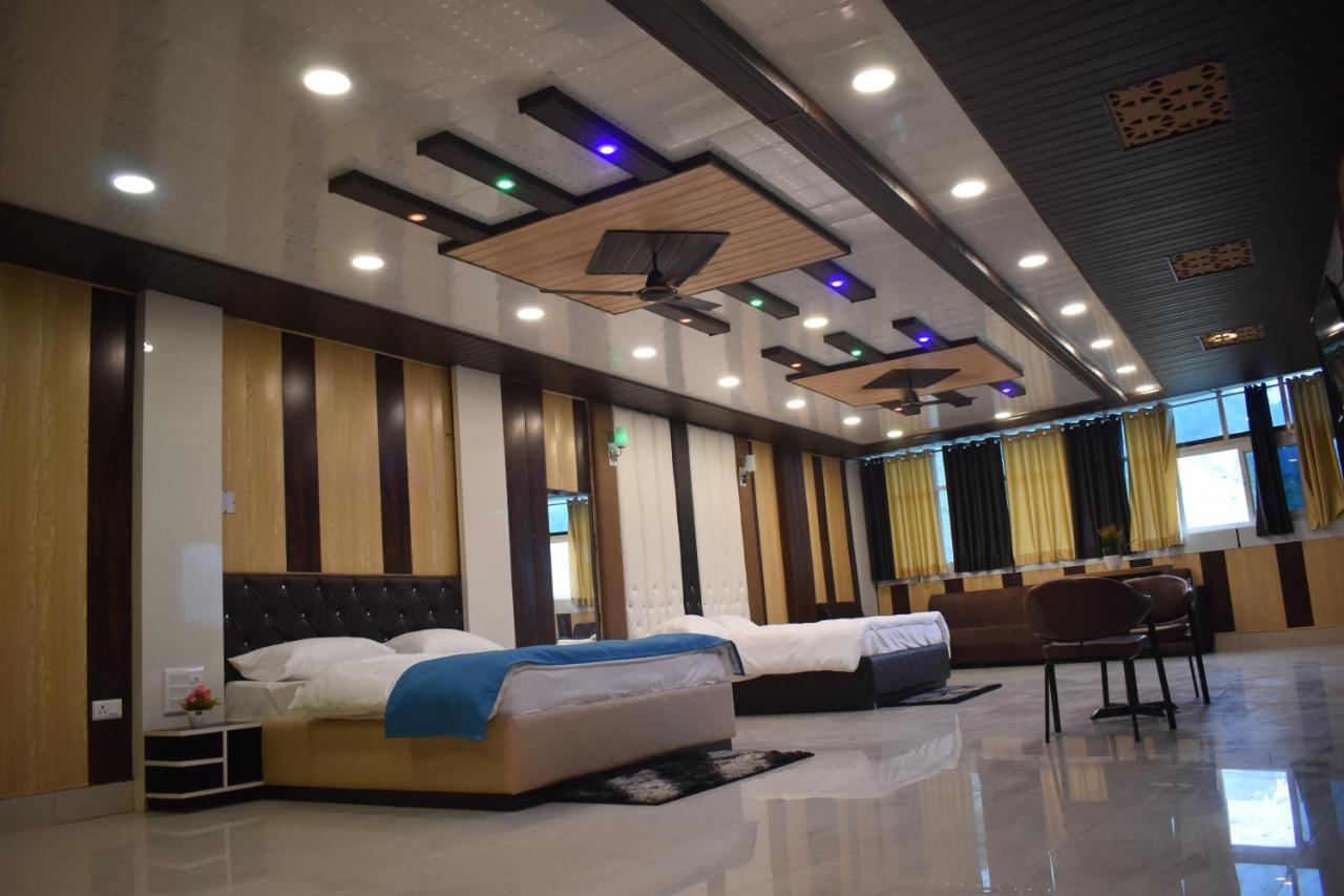 Jai Maa Bhagwati Hotel Pithoragarh Ngoại thất bức ảnh