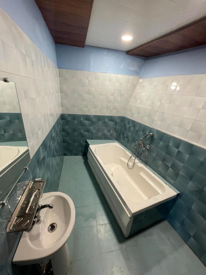 Jai Maa Bhagwati Hotel Pithoragarh Ngoại thất bức ảnh